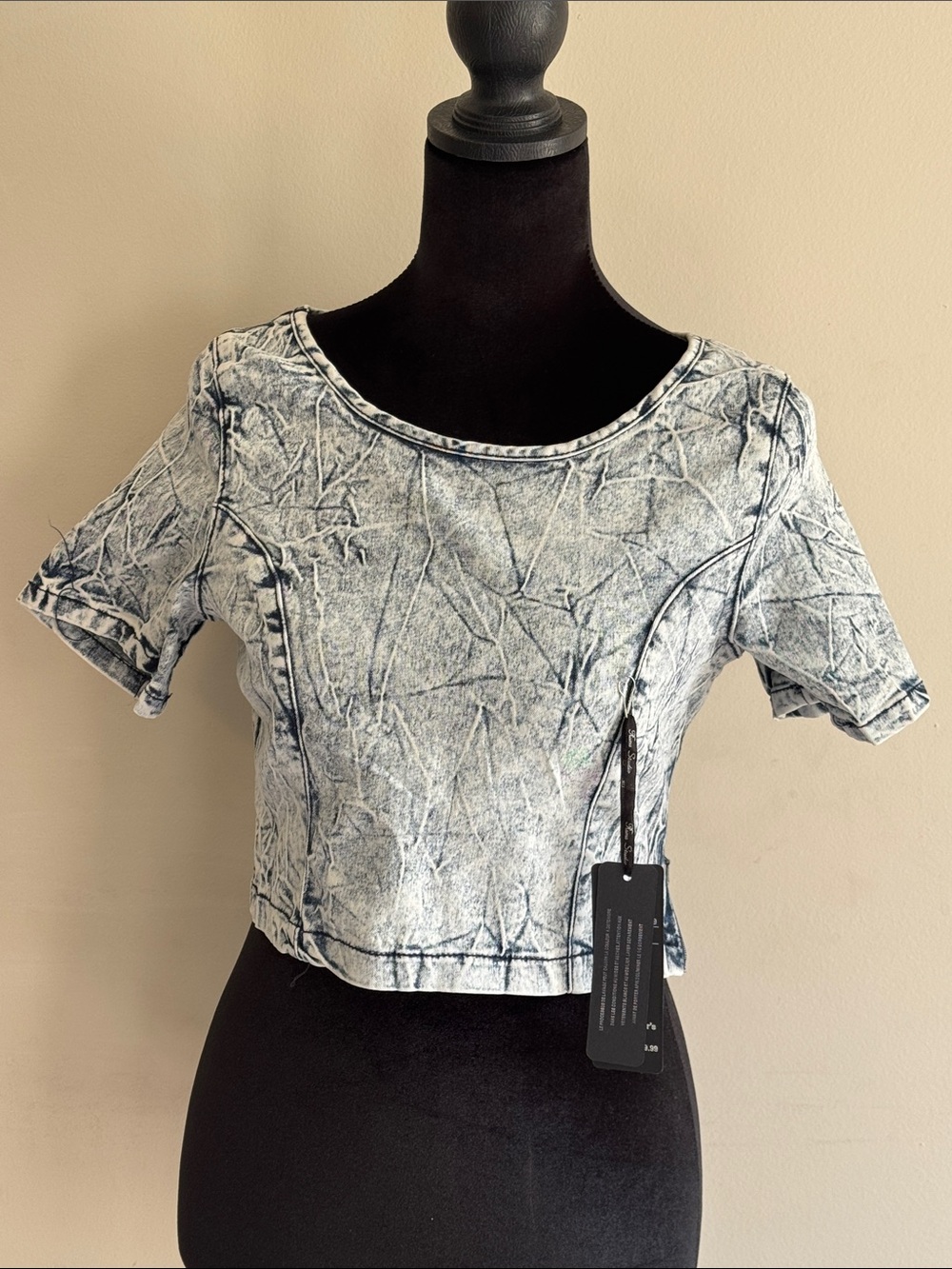 Cropped Acid-Wash Short Sleeve Top - White/Black
